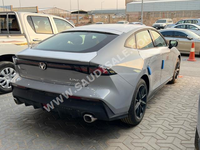 2024 شانجان يوني في