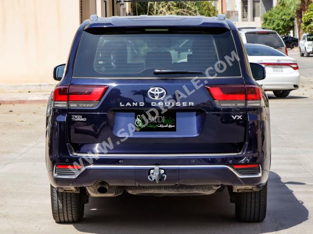 2022 تويوتا لاند كروزر في اكس