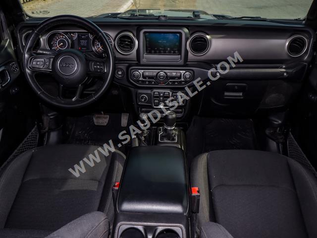 2021 جييب جلادياتور سبورت