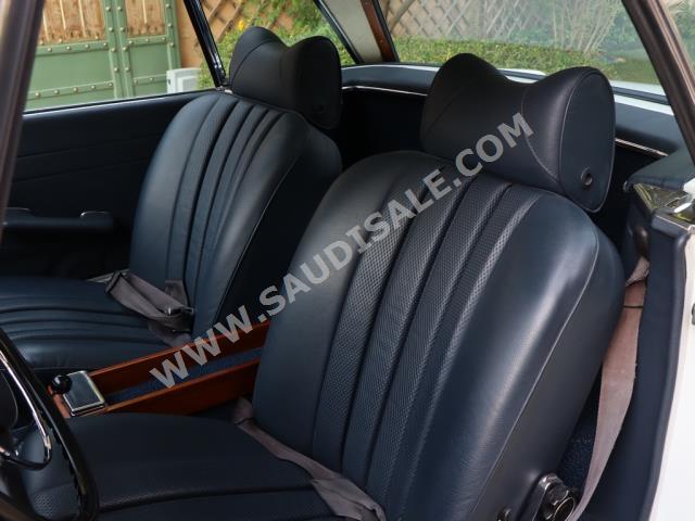 1969 Mercedes-Benz SL 280