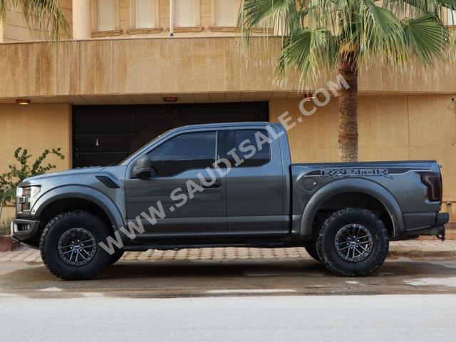 2019 فورد اف 150 رابتور