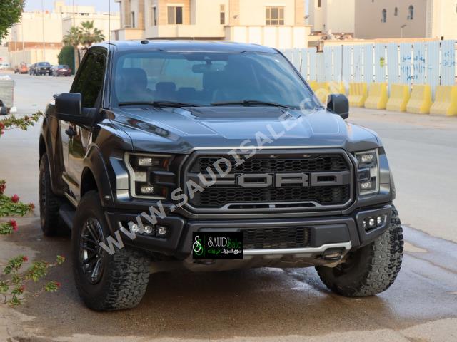 2019 فورد اف 150 رابتور