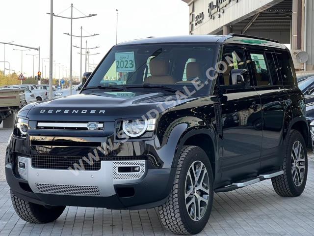 2023 لاند روفر ديفيندر اتش اس اي