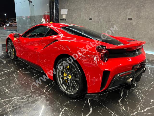2019 فيراري بيستا 488