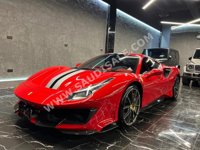 2019 فيراري بيستا 488