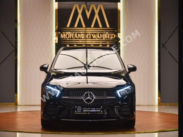 2022 مرسيدس - بنز أي 200