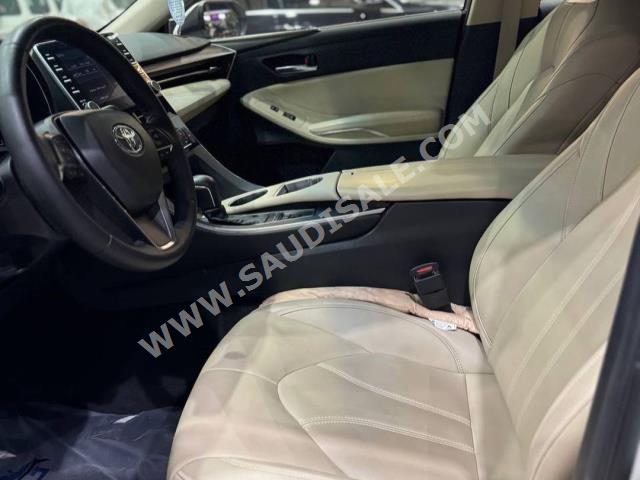 2021 تويوتا افالون تورينج