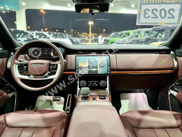 2023 لاند روفر رينج روفر اتش اس اي