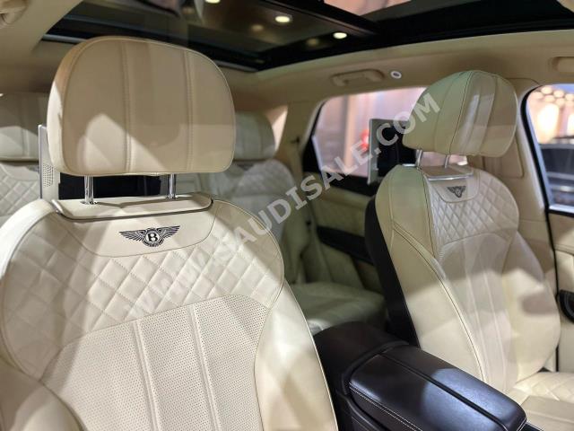 2018 بنتلي بنتايجا