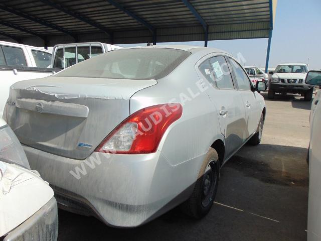 2015 Nissan Sunny