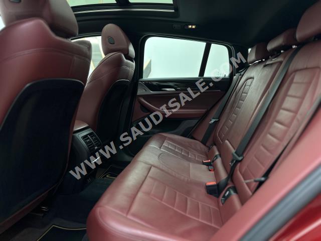 2020 بي ام دبليو الفئة اكس 4