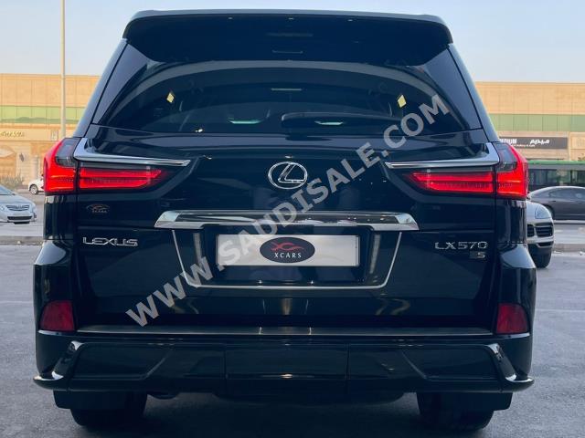 2020 لكزس إل إكس 570 اس