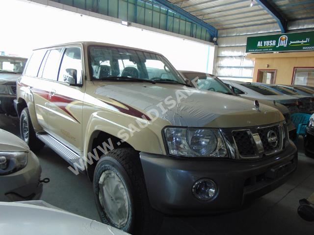 2015 نيسان باترول سفاري