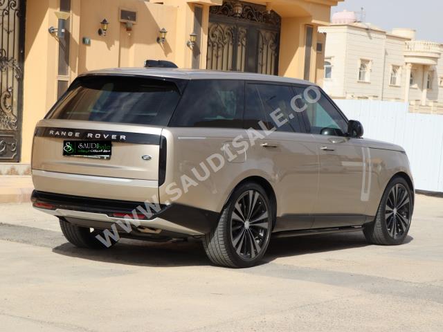 2022 لاند روفر رينج روفر فيرست اديشن