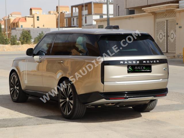 2022 لاند روفر رينج روفر فيرست اديشن