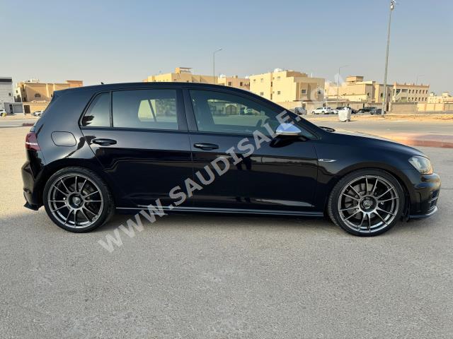 2016 فولكس واجن غولف ار