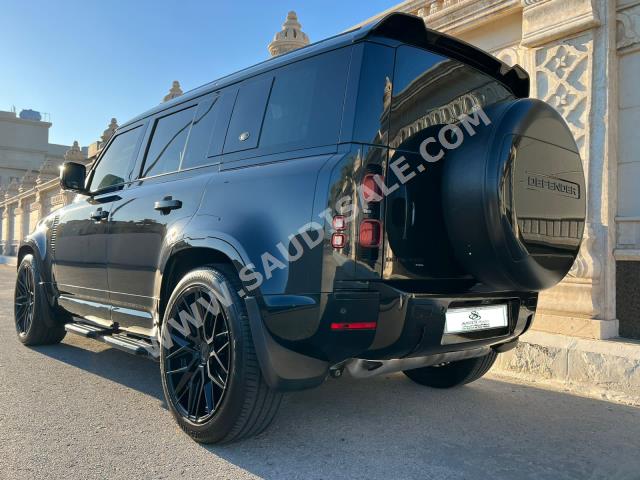2022 لاند روفر ديفيندر اتش اس اي