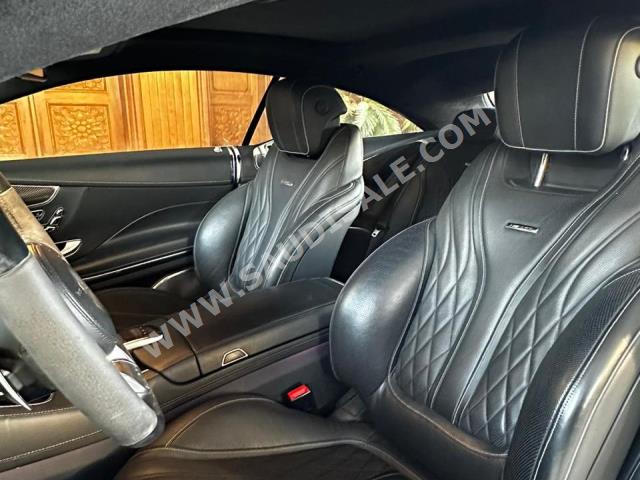 2015 مرسيدس - بنز إس 63 أي إم جي