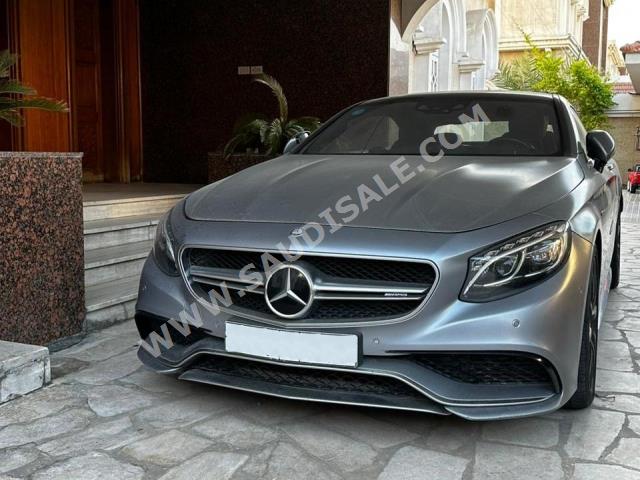 2015 مرسيدس - بنز إس 63 أي إم جي