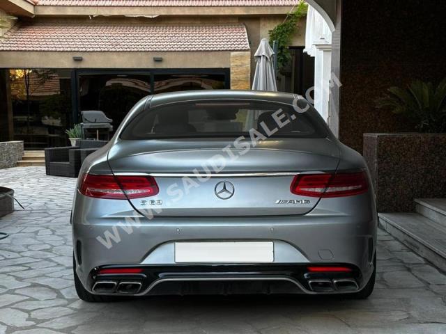 2015 مرسيدس - بنز إس 63 أي إم جي