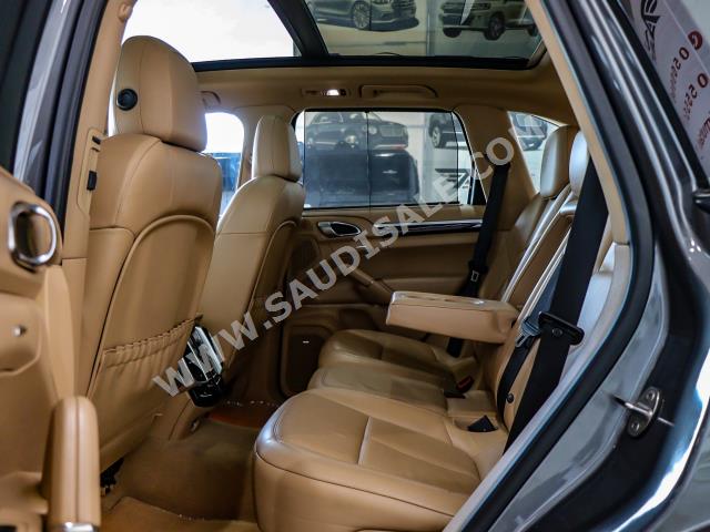 2014 بورش كايين اس