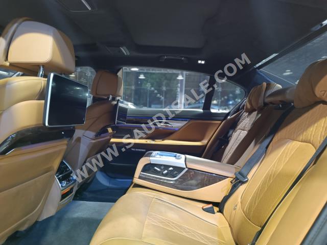 2016 بي ام دبليو الفئة السابعة 740 إل أي