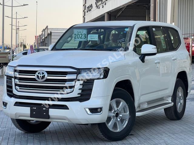 2023 تويوتا لاند كروزر جي اكس ار