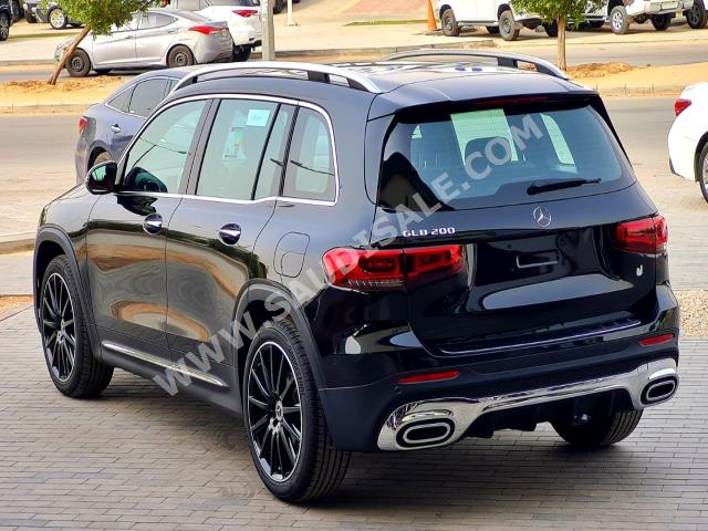 2022 مرسيدس - بنز جي إل بي 200