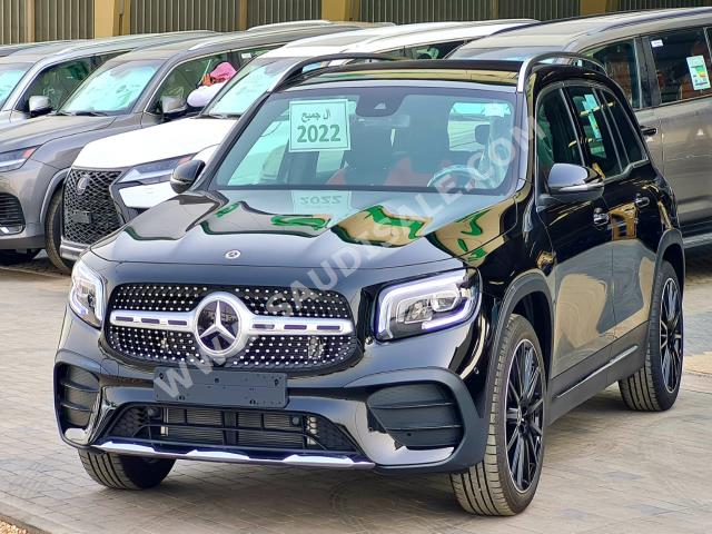 2022 مرسيدس - بنز جي إل بي 200
