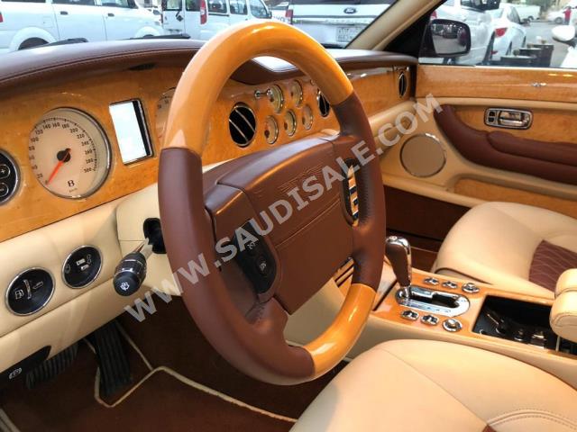 2007 بنتلي ارناج