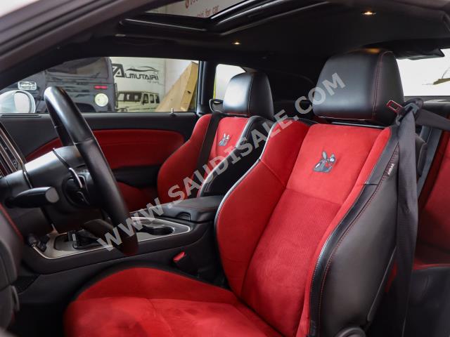 2022 دودج تشارجر اٍس ار تي 392 سكات باك