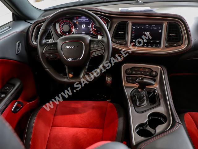 2022 دودج تشارجر اٍس ار تي 392 سكات باك