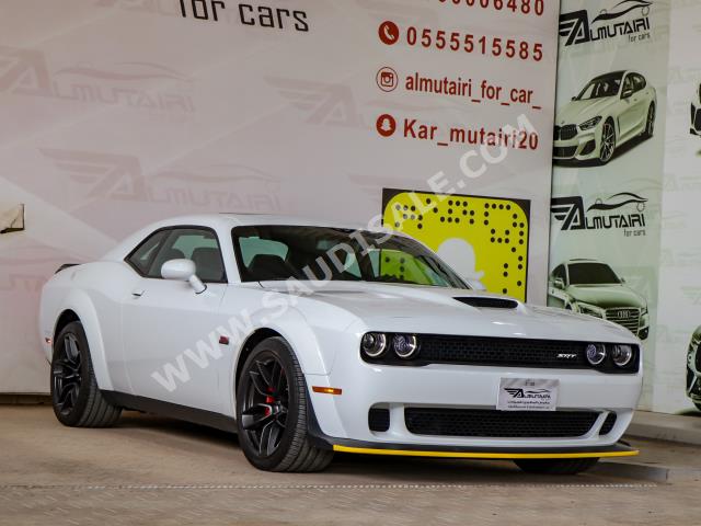 2022 دودج تشارجر اٍس ار تي 392 سكات باك