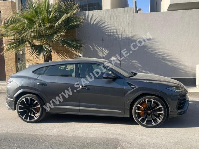 2020 لمبرجيني اوروس