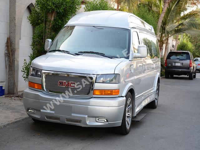 2016 جي ام سي سفانا