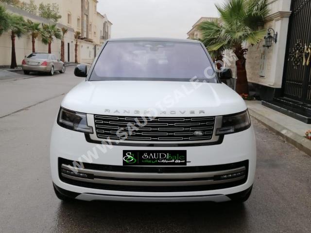 2022 لاند روفر رينج روفر فوج