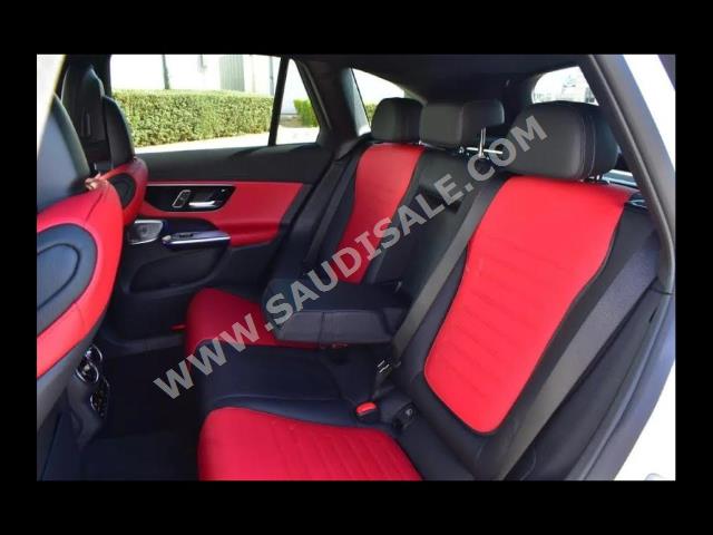 2023 مرسيدس - بنز جي إل سي 200 اي ام جي