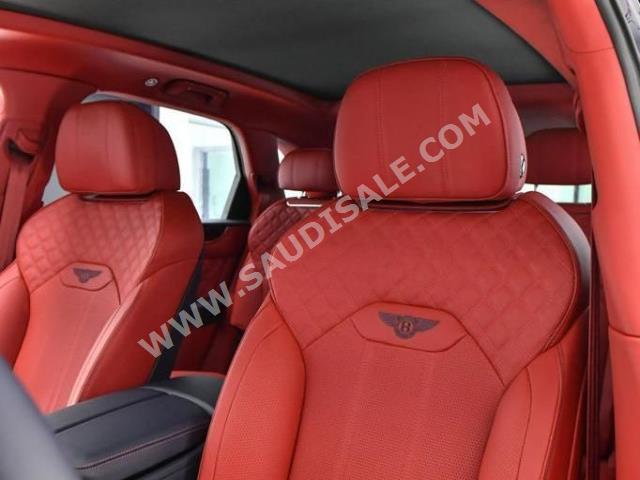 2022 بنتلي بنتايجا