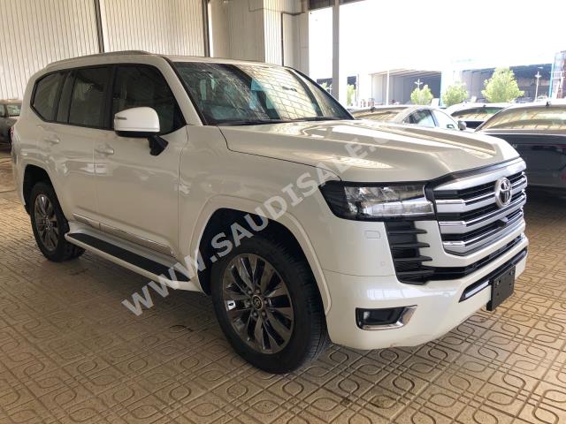 2023 تويوتا لاند كروزر جي اكس ار4