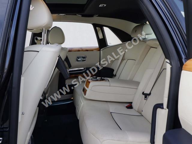 2014 رولز رويس قوست