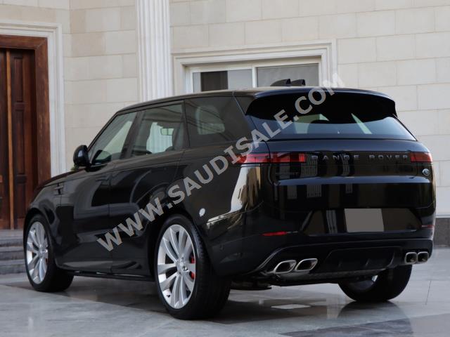 2023 لاند روفر رينج روفر سبورت فيرست اديشن