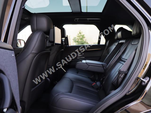 2023 لاند روفر رينج روفر سبورت فيرست اديشن