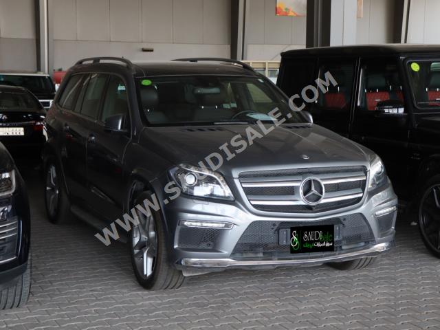 2016 مرسيدس - بنز جي إل 500 أي إم جي