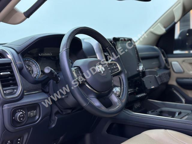 2021 دودج رام