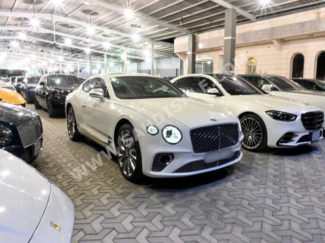 2022 بنتلي كونتيننتل جي تي مولينر