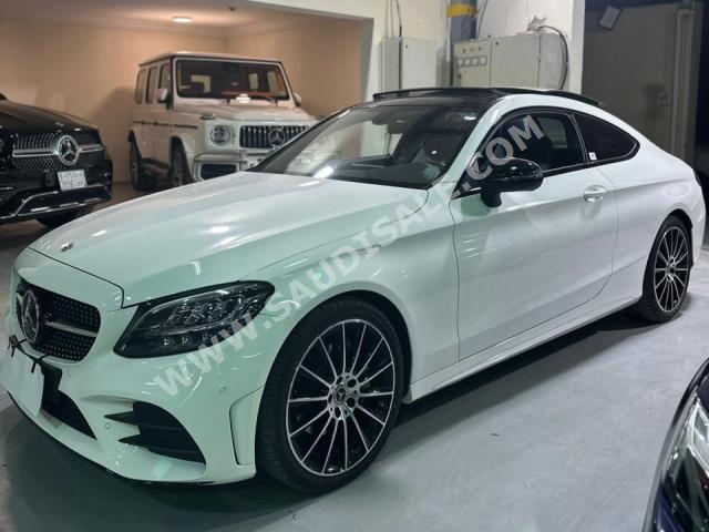 2022 مرسيدس - بنز سي 200 أي إم جي كوبيه