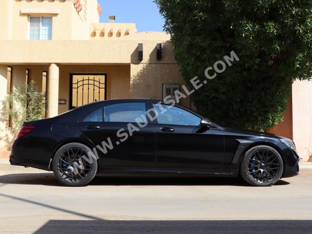 2016 مرسيدس - بنز إس 63 أي إم جي