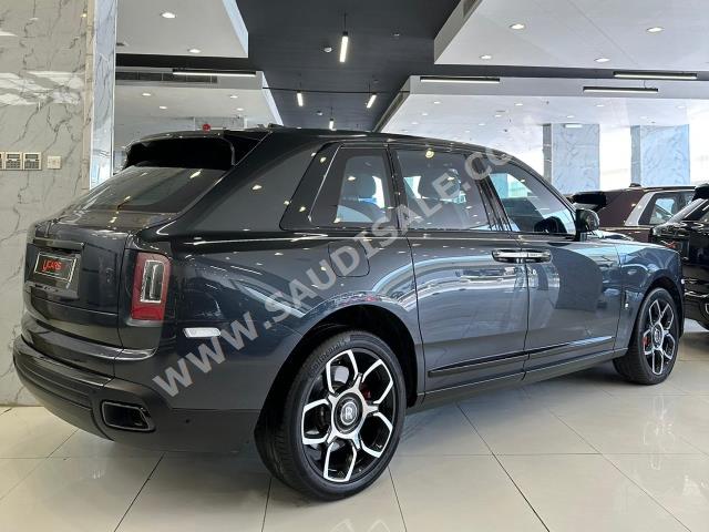 2021 رولز رويس كولينان بلاك بادج