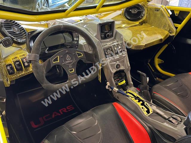 2020 كان-ام مافريك إكس أر إس