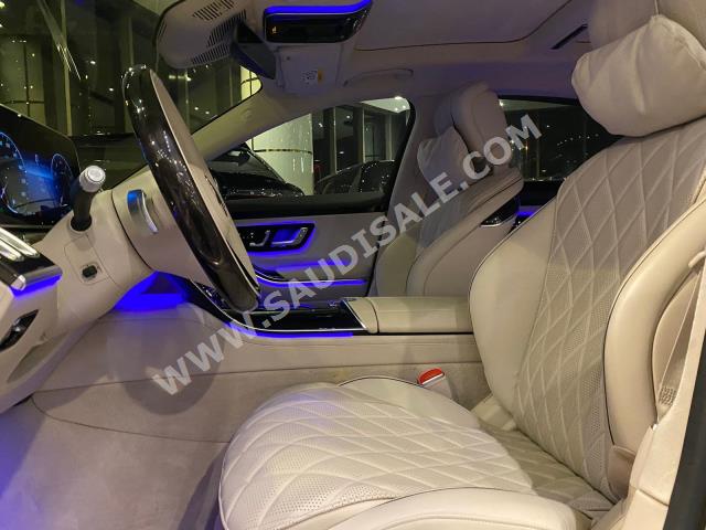 2022 مرسيدس - بنز إس 580